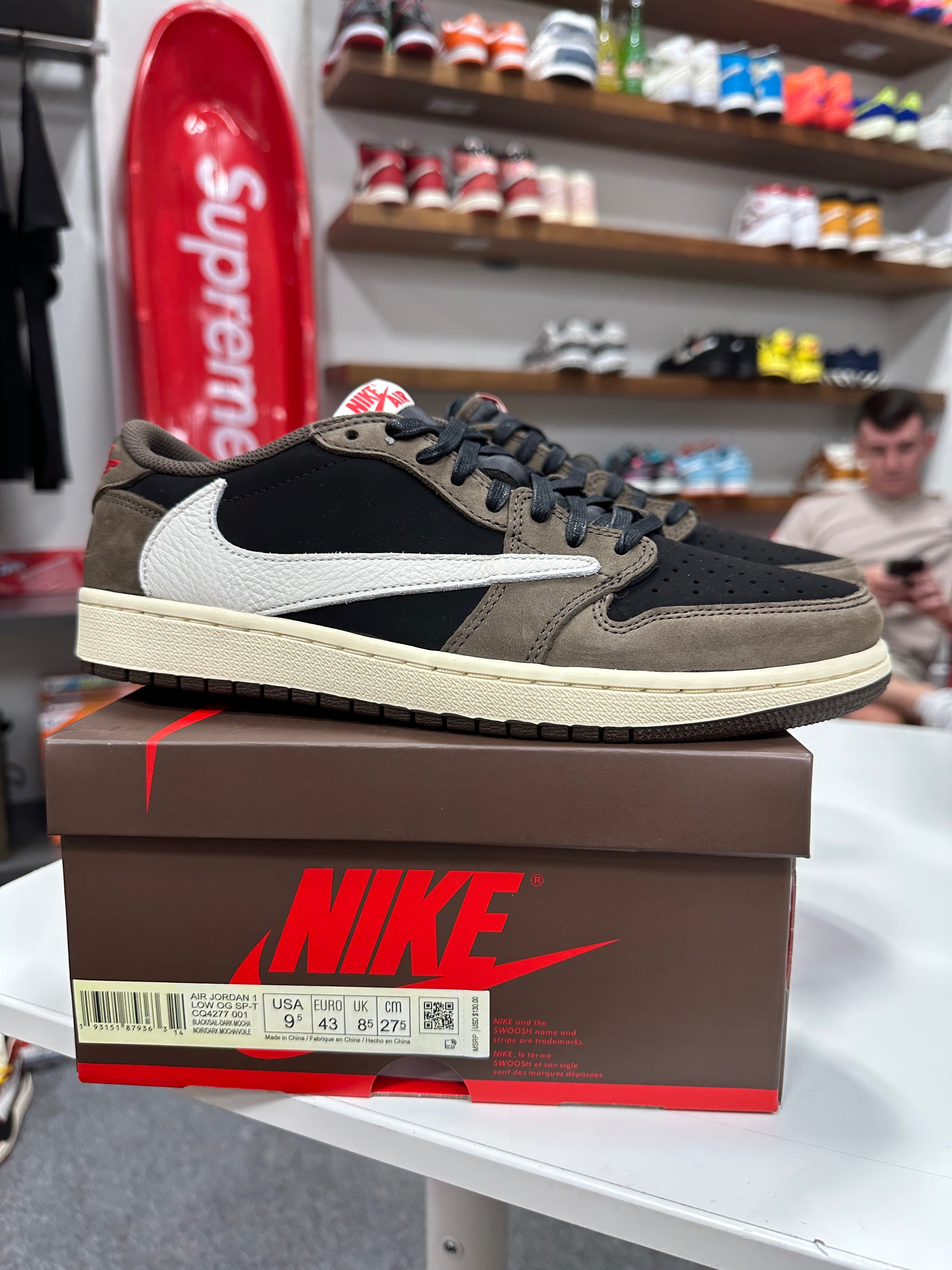 Travis Scott Jordan 1 Low Sz 9.5