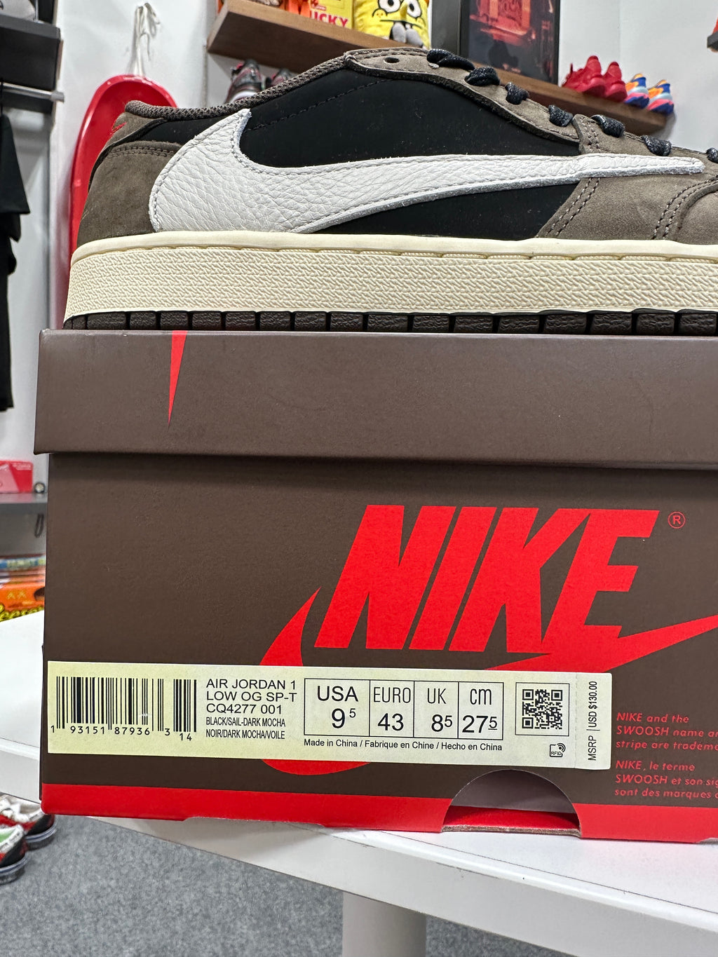 Travis Scott Jordan 1 Low Sz 9.5