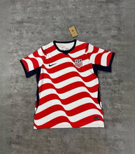 Load image into Gallery viewer, Nike United States World Cup home Jersey Sz L
