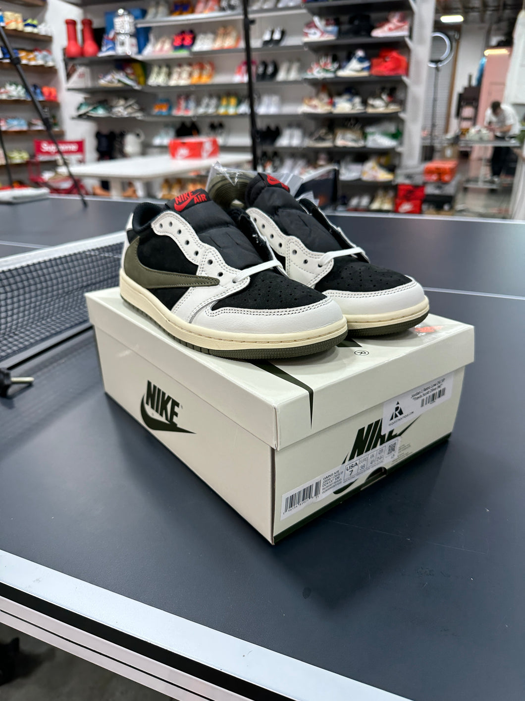 Travis Scott Jordan 1 Low Olive Sz W7