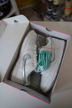 Load image into Gallery viewer, Nike Dunk Low Pro OG QS Sb Diamond Sz 11
