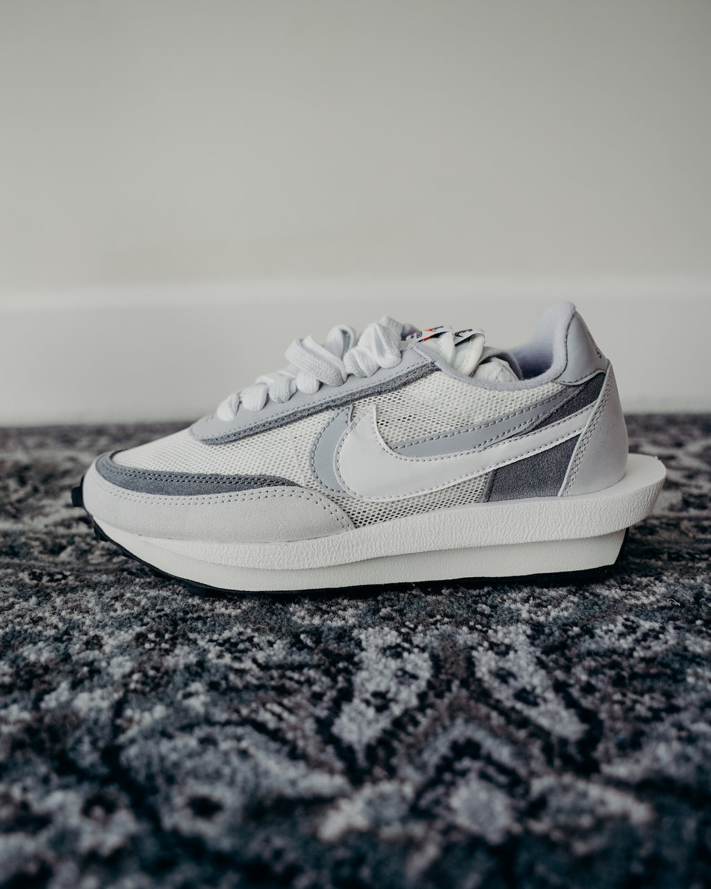 Nike LD Waffle Sacai Summit White Sz 5.5 (Womens 7)