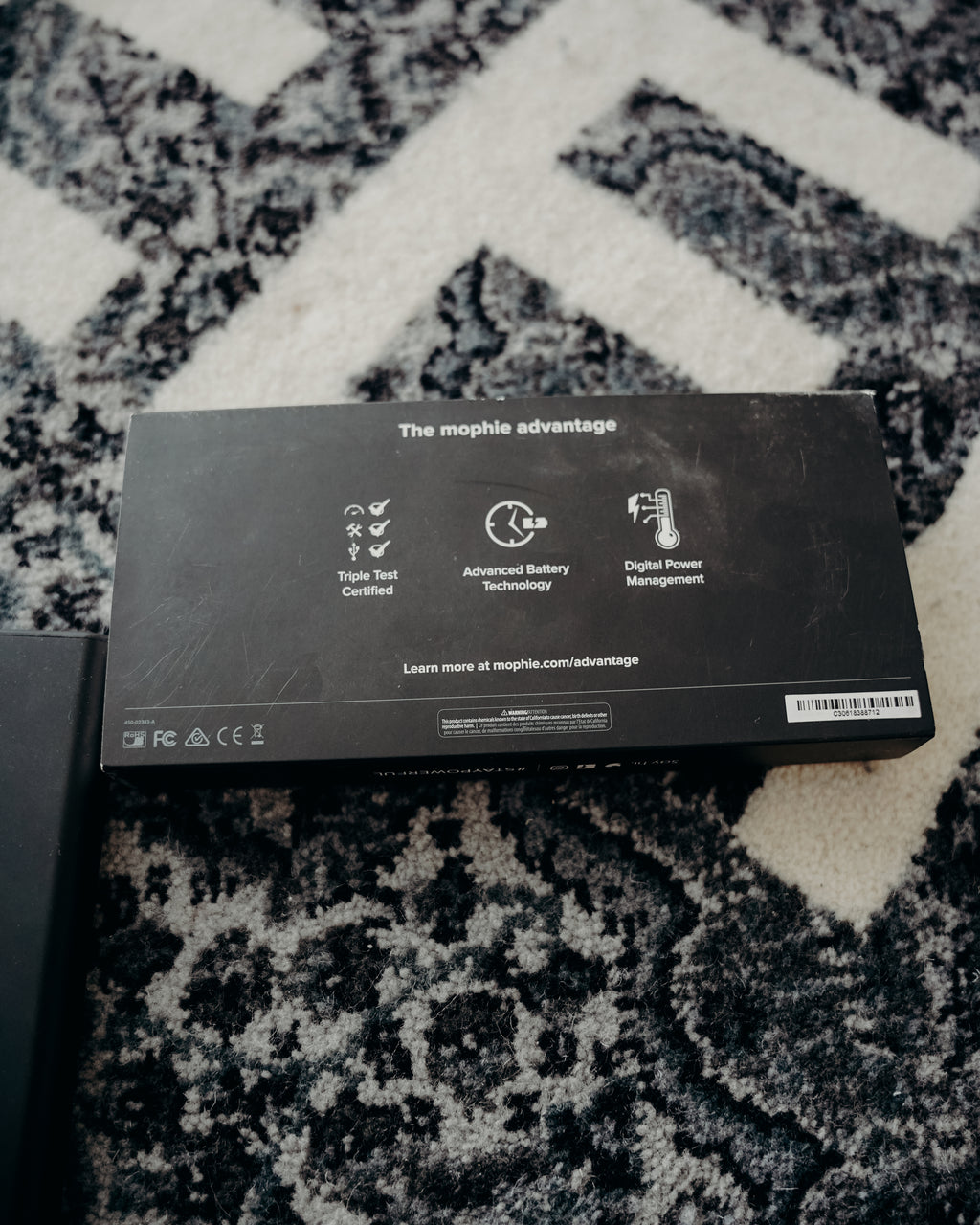 Supreme Mophie 20k USED