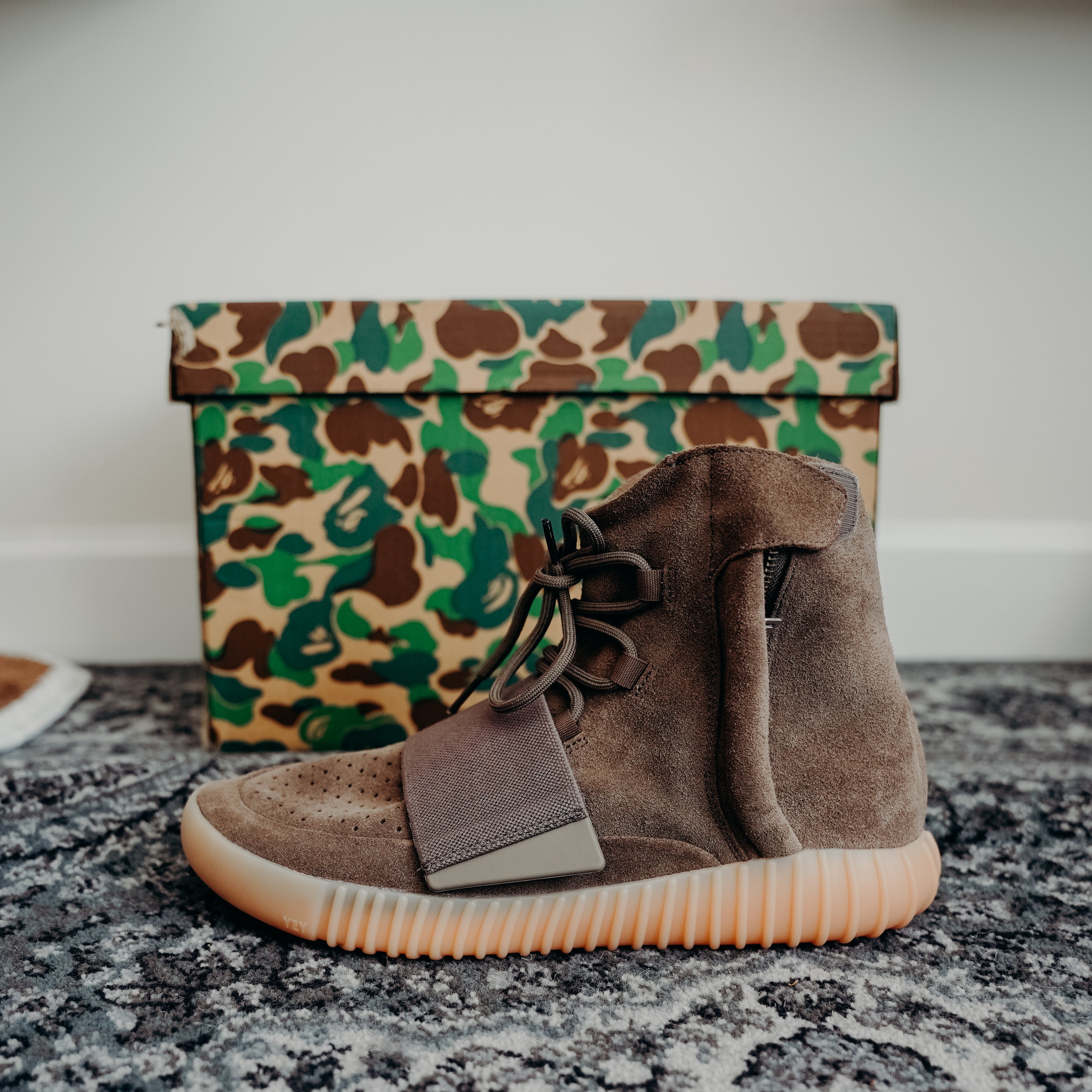 Yeezy 750 Boost "Chocolate" Sz 11
