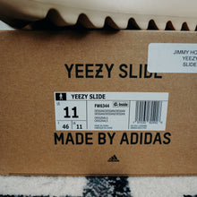 Load image into Gallery viewer, Yeezy Slide Sz 11
