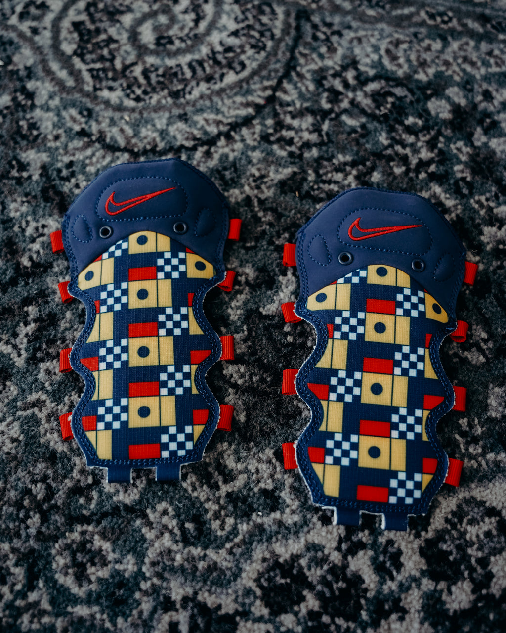 Nike Air More Money Basketball Shoe Sz 9
