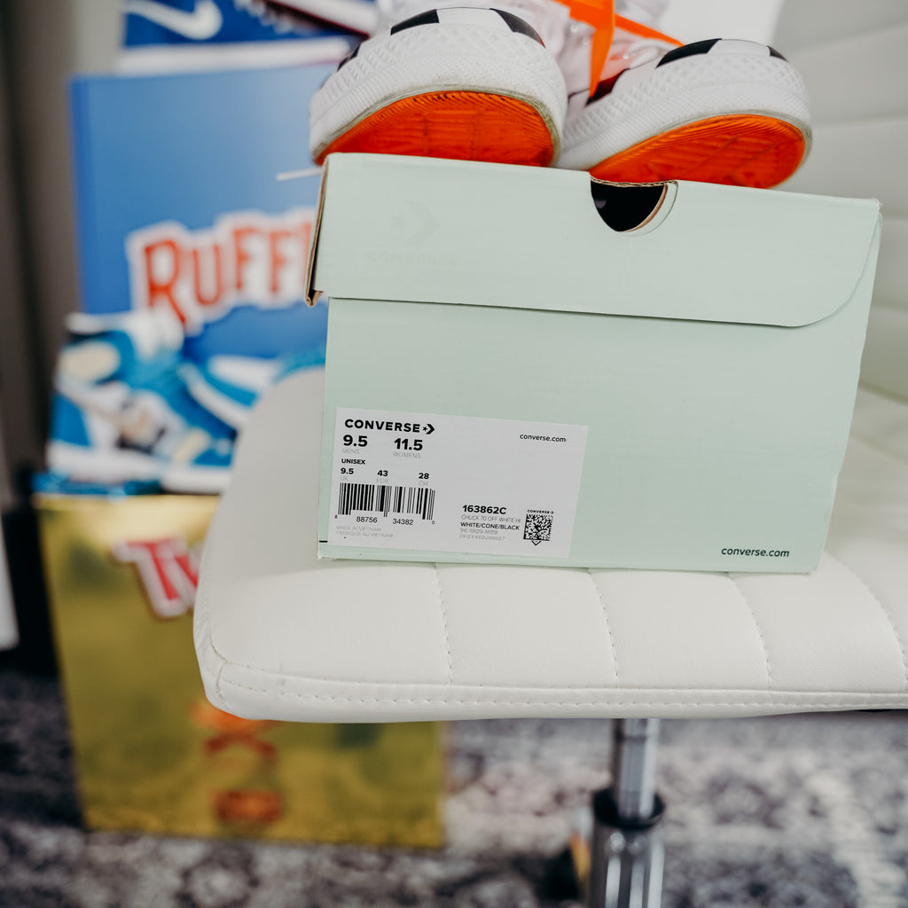 Converse Chuck Taylor All-Star 70s Hi Off-White Sz 9.5 (Fits 10.5-11)