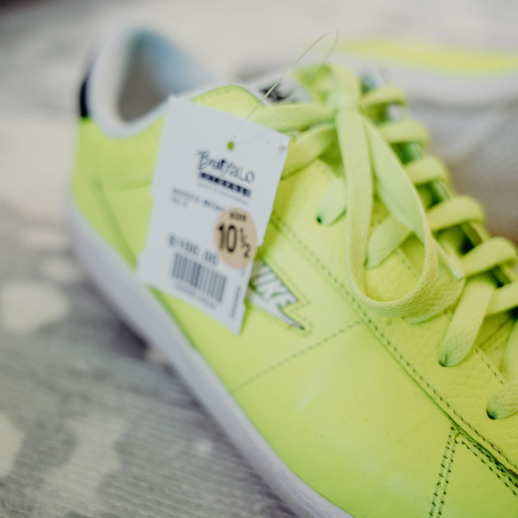 Nike SB Tennis Classic Supreme Volt Sz 10.5