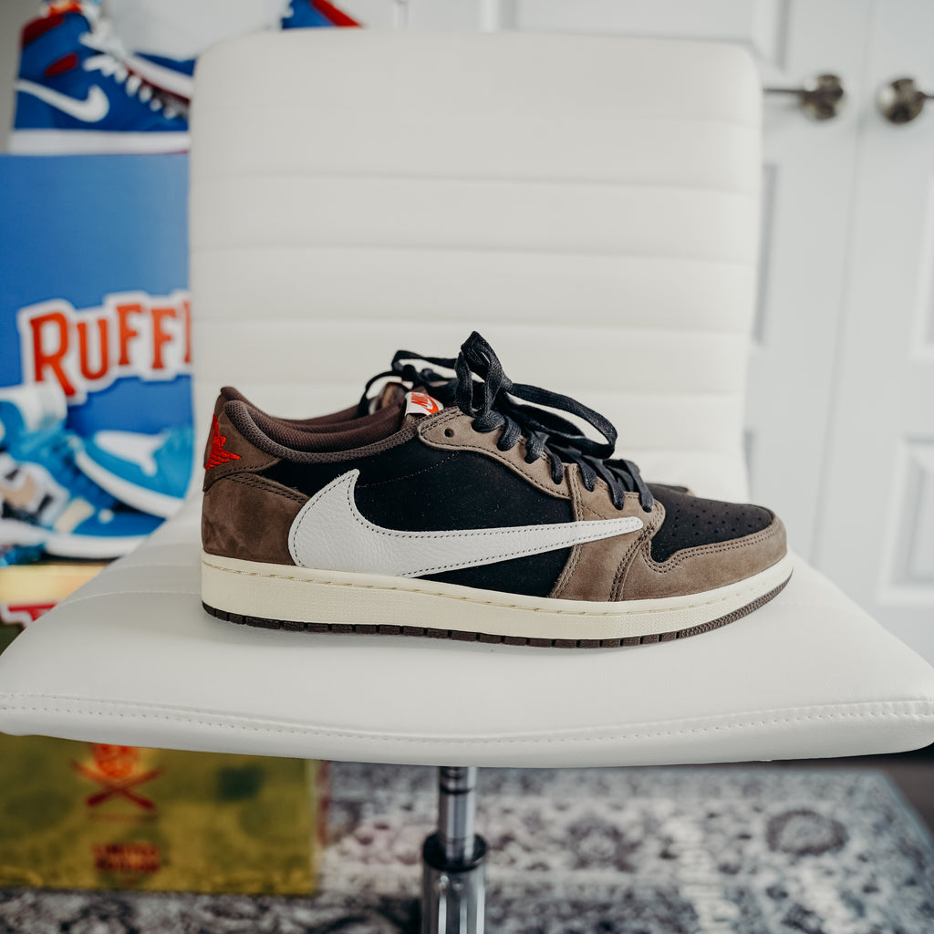 Jordan 1 Retro Low OG SP Travis Scott Sz 11