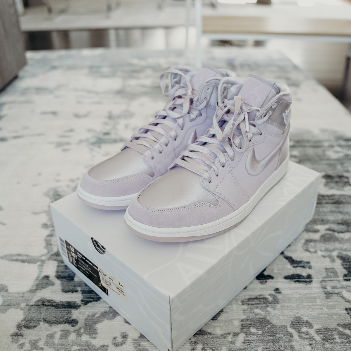 Jordan 1 Season of Her Barley Grape (W) 12 MENS 10.5