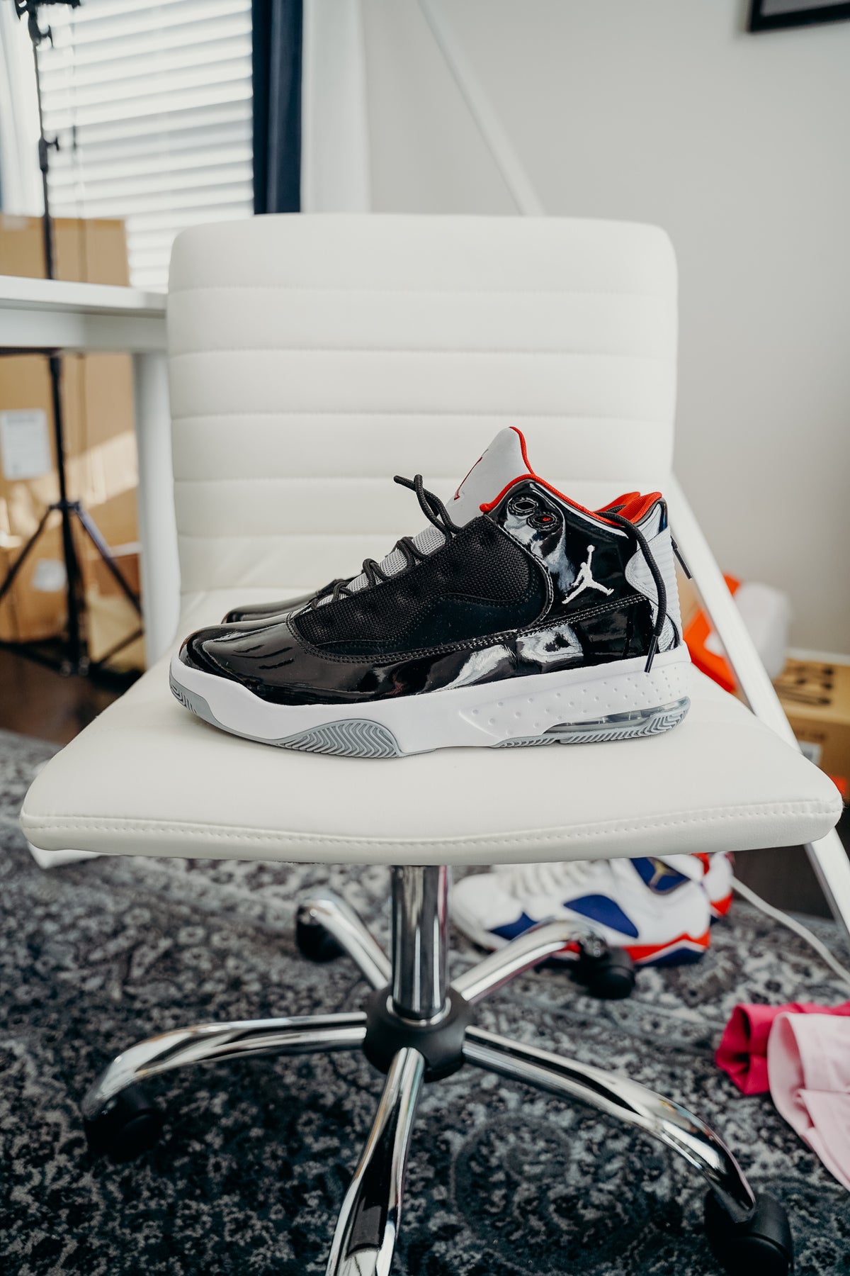 JORDAN MAX AURA 2 Sz 11