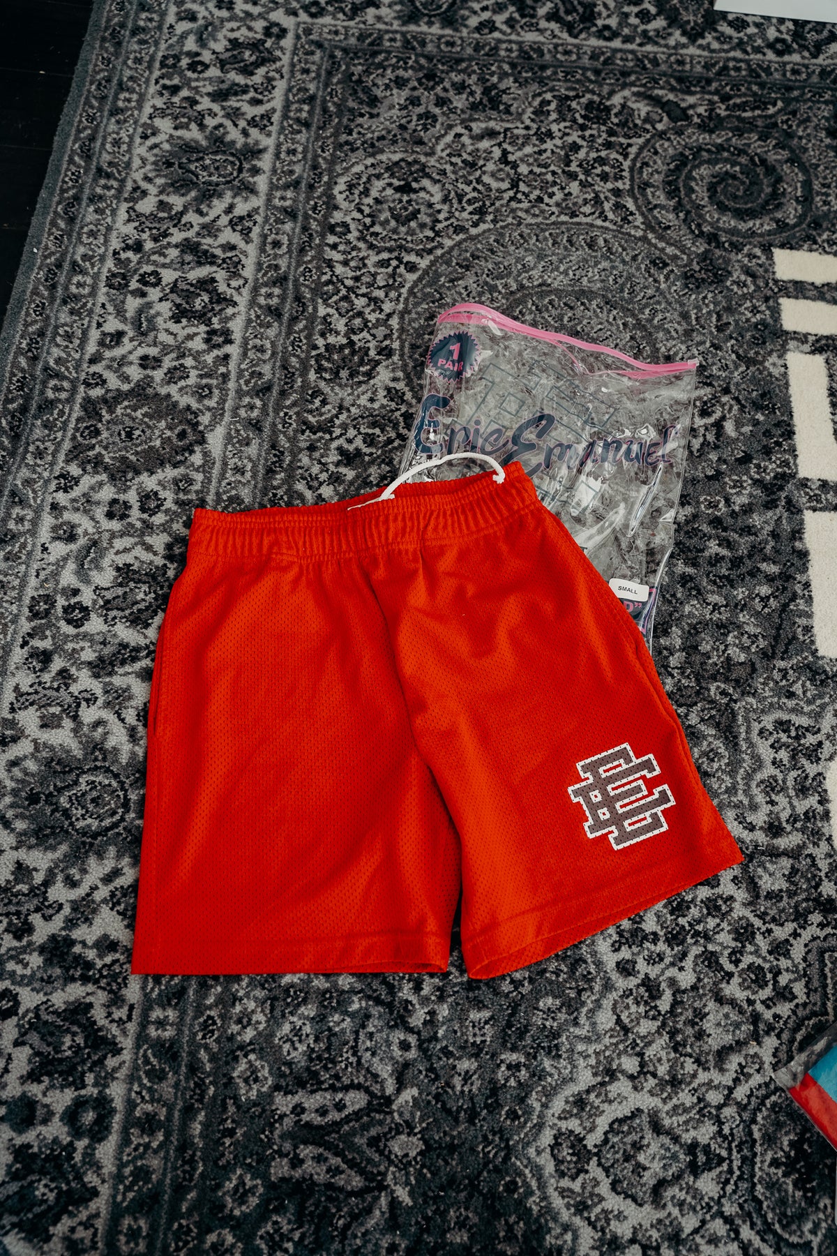 Eric Emmanual Shorts Sz L