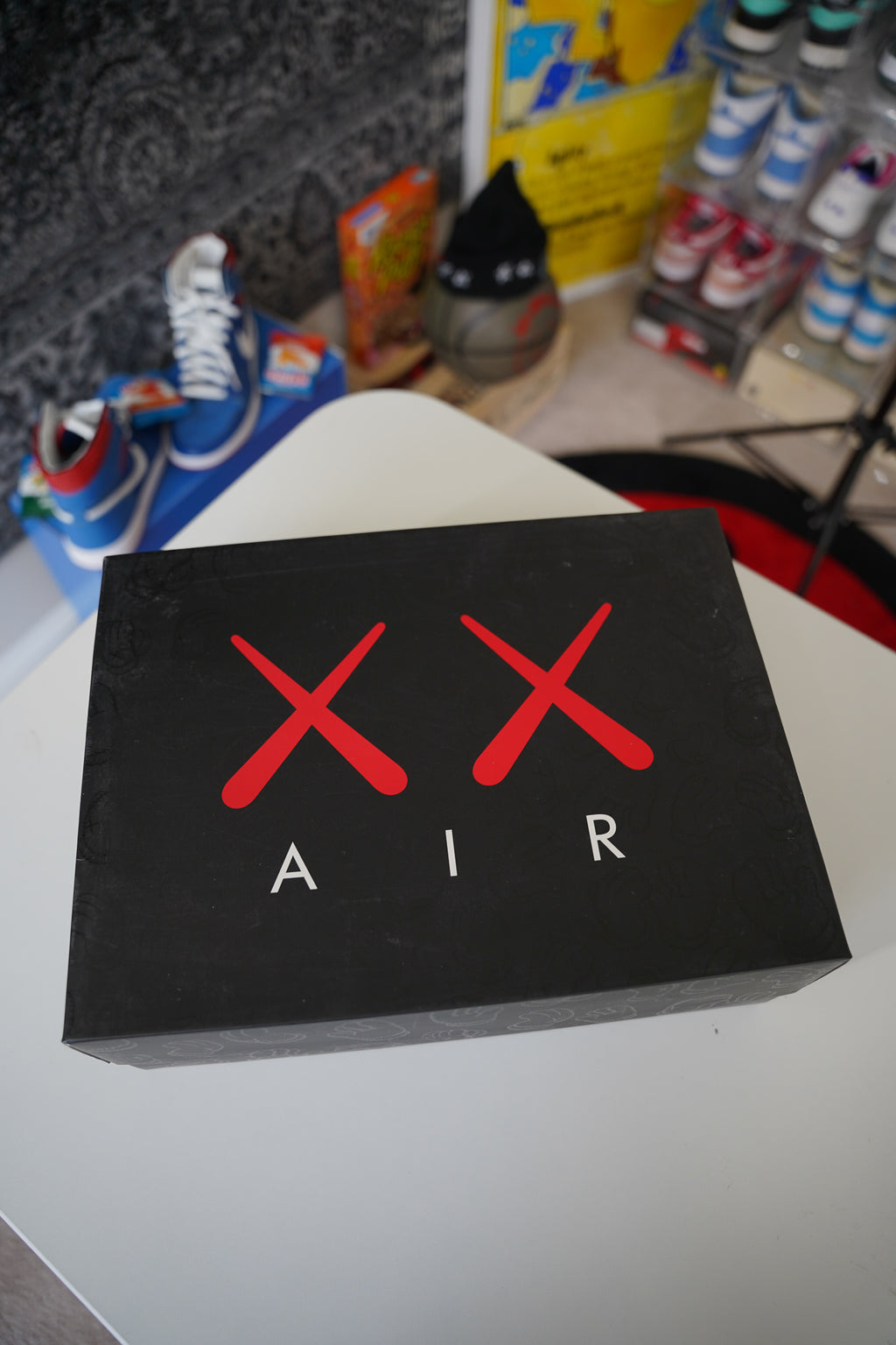 Jordan 4 Retro Kaws Black