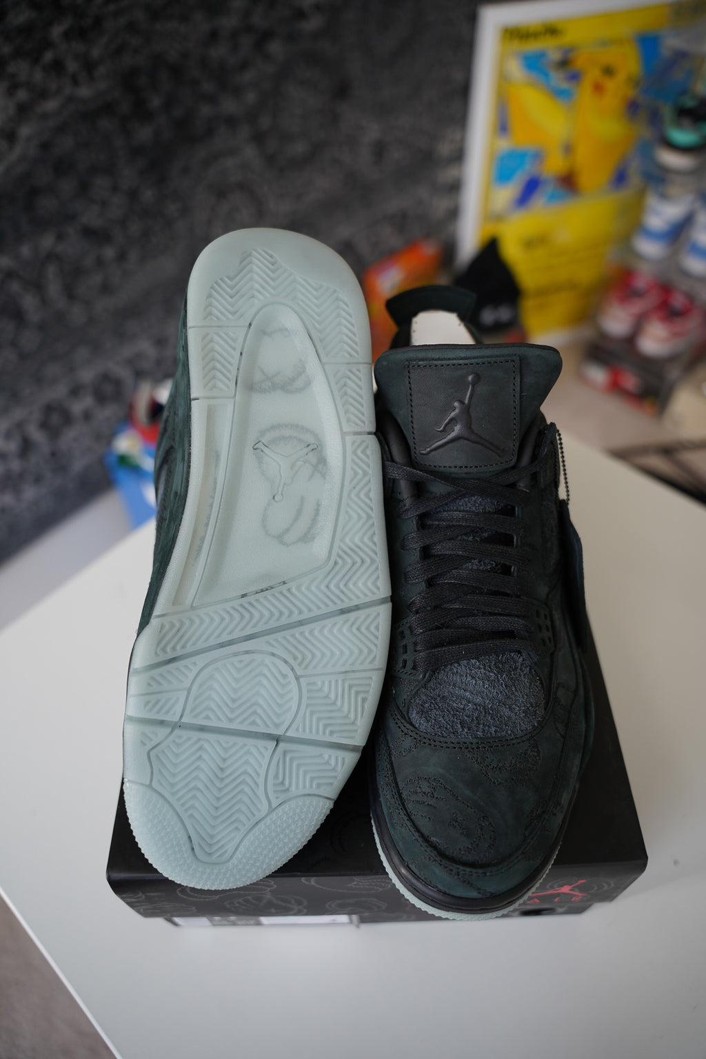 Jordan 4 Retro Kaws Black