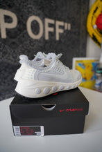 Load image into Gallery viewer, Nike CruzrOne Gray Sz 8
