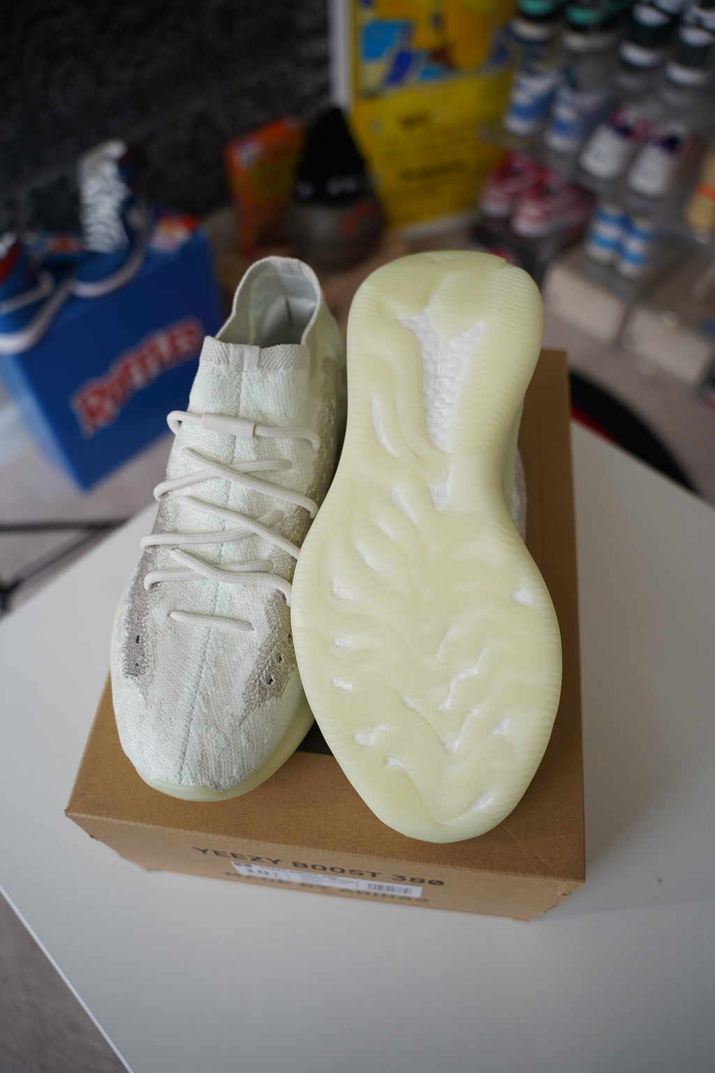 adidas Yeezy Boost 380 Calcite Glow Sz 10.5