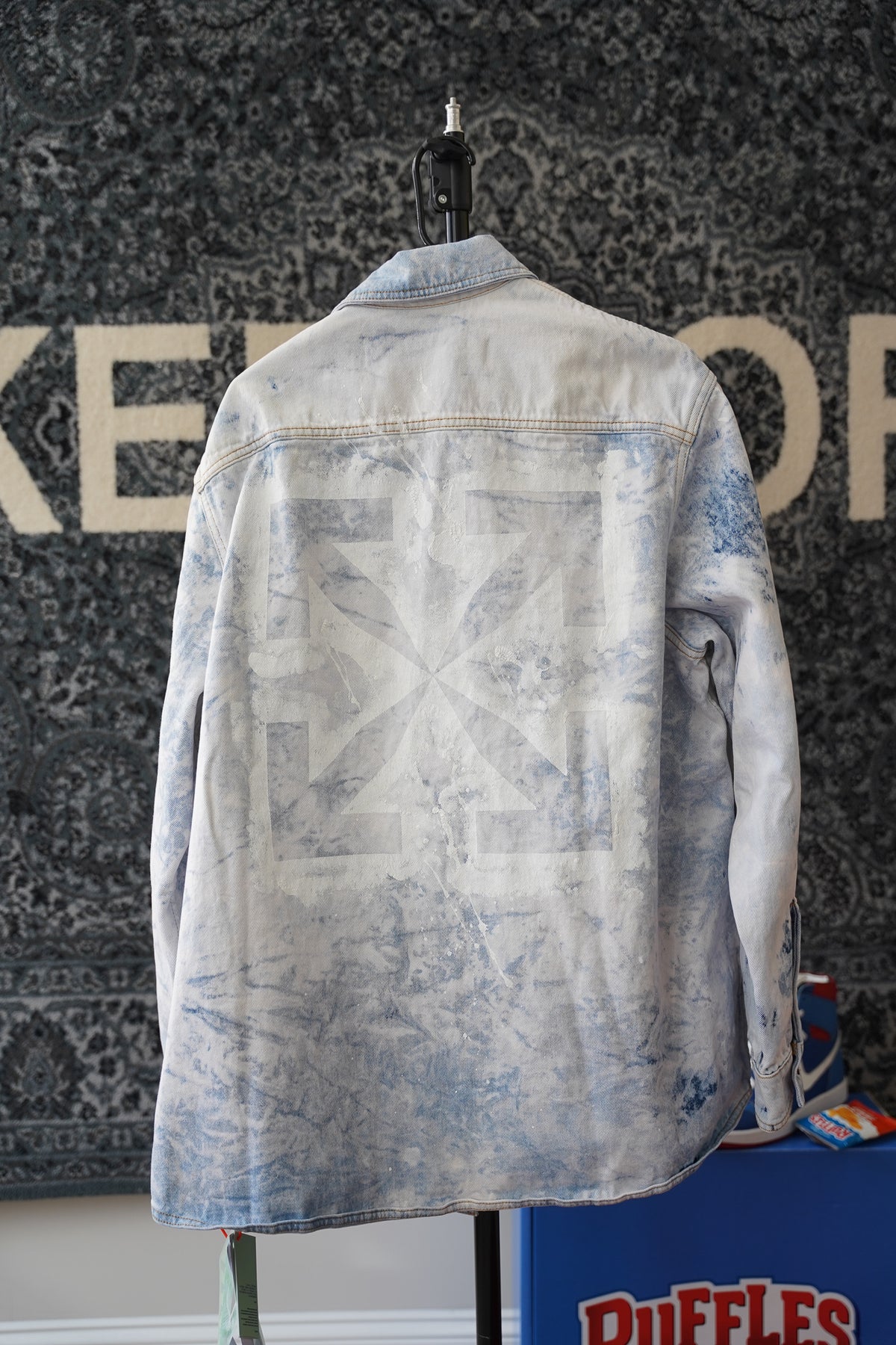 Off White Arrows Denim Jacket Sz S (FITS LIKE XL)