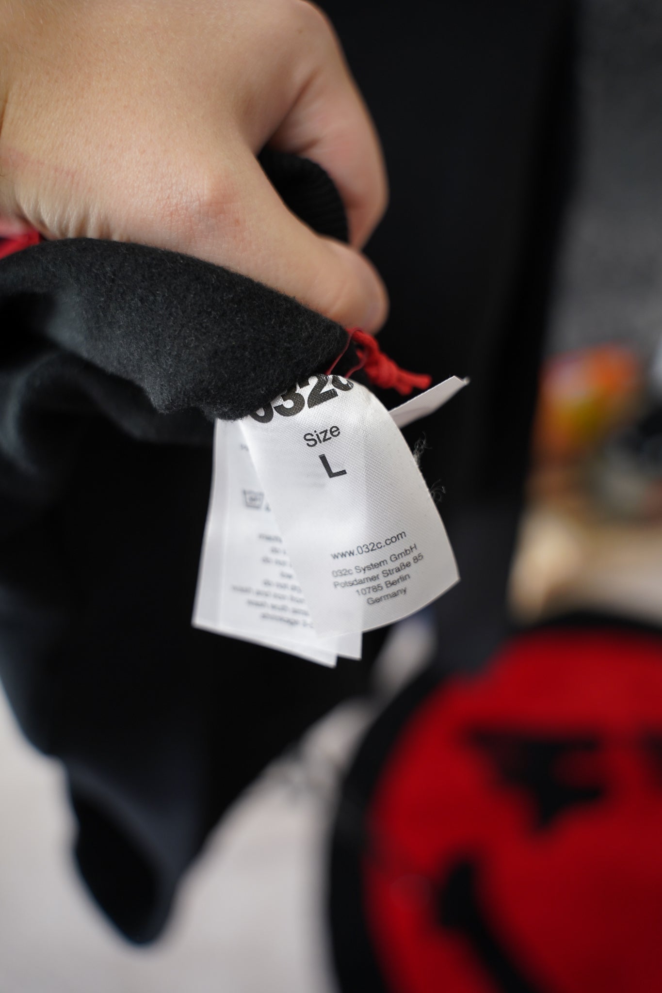032c Half Zip Embroidered Sz L