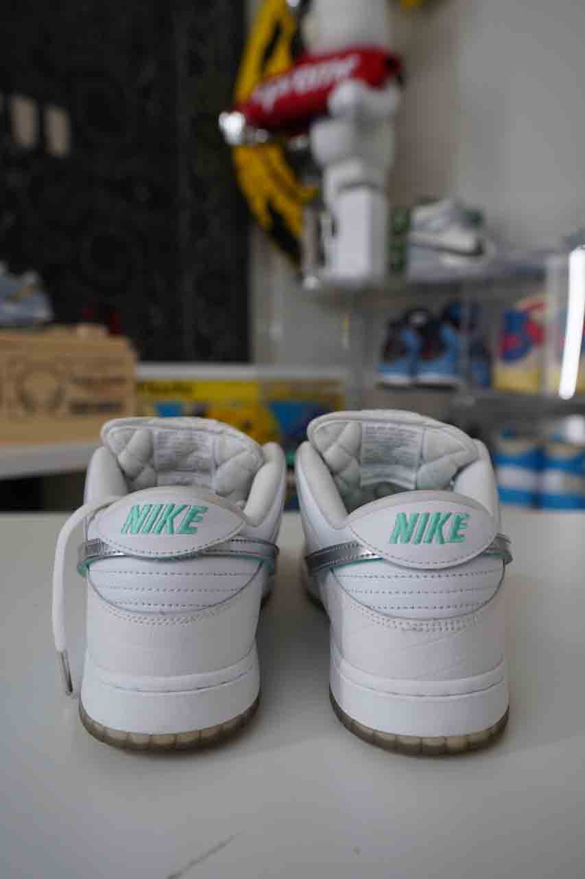 Nike SB Dunk Low Pro Diamond Sz 10.5 No Box