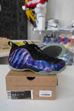 Load image into Gallery viewer, Nike Air Foamposite One NRG Galaxy Sz 10.5

