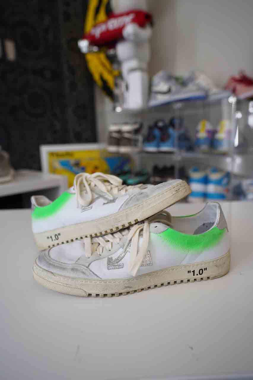 Off White Sneaker Sz (FITS 11)
