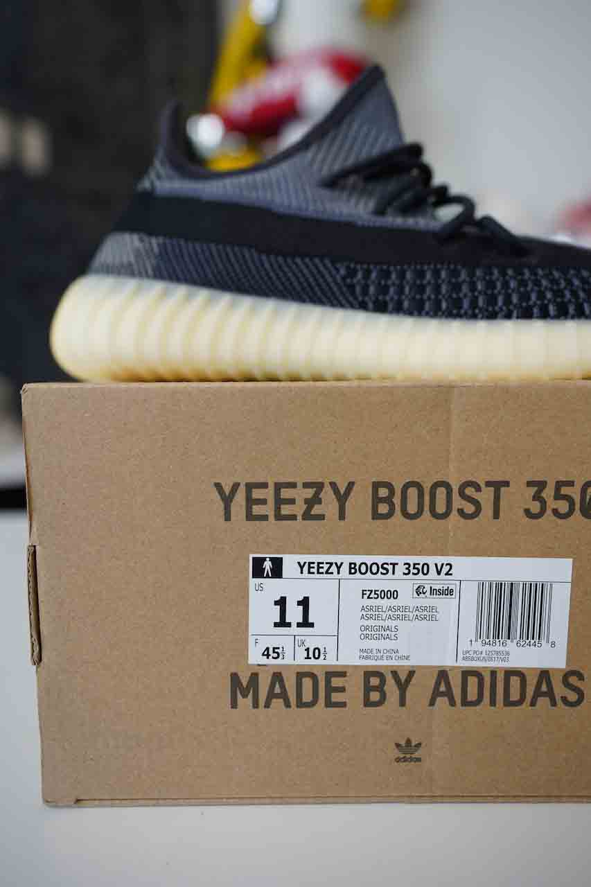 Yeezy 350 V2 Carbon Sz 11