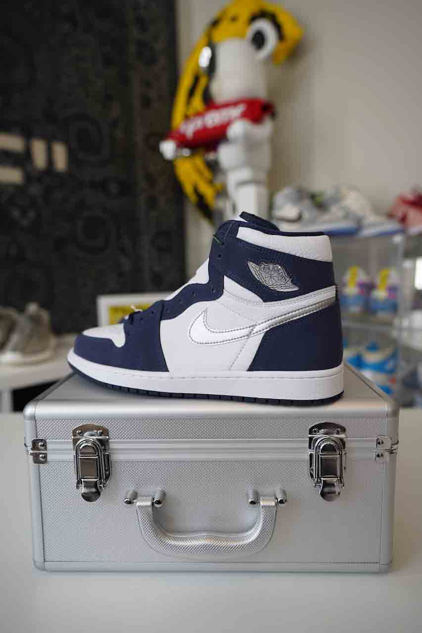 Nike Air Jordan 1 Japan Midnight Navy Special Box/Case Sz 11