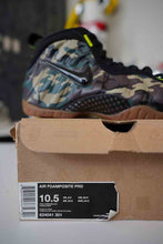 Load image into Gallery viewer, Nike Air Foamposite Pro Sz 10.5
