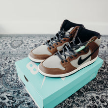 Load image into Gallery viewer, Nike SB Dunk High Baroque Brown (Size 11)
