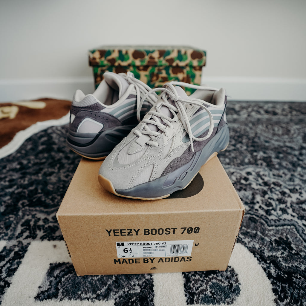 Yeezy 700 "Tephra" Sz 6.5