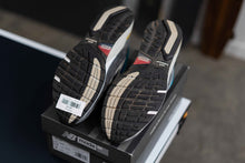 Load image into Gallery viewer, New Balance 992 Colorblock Sz 12
