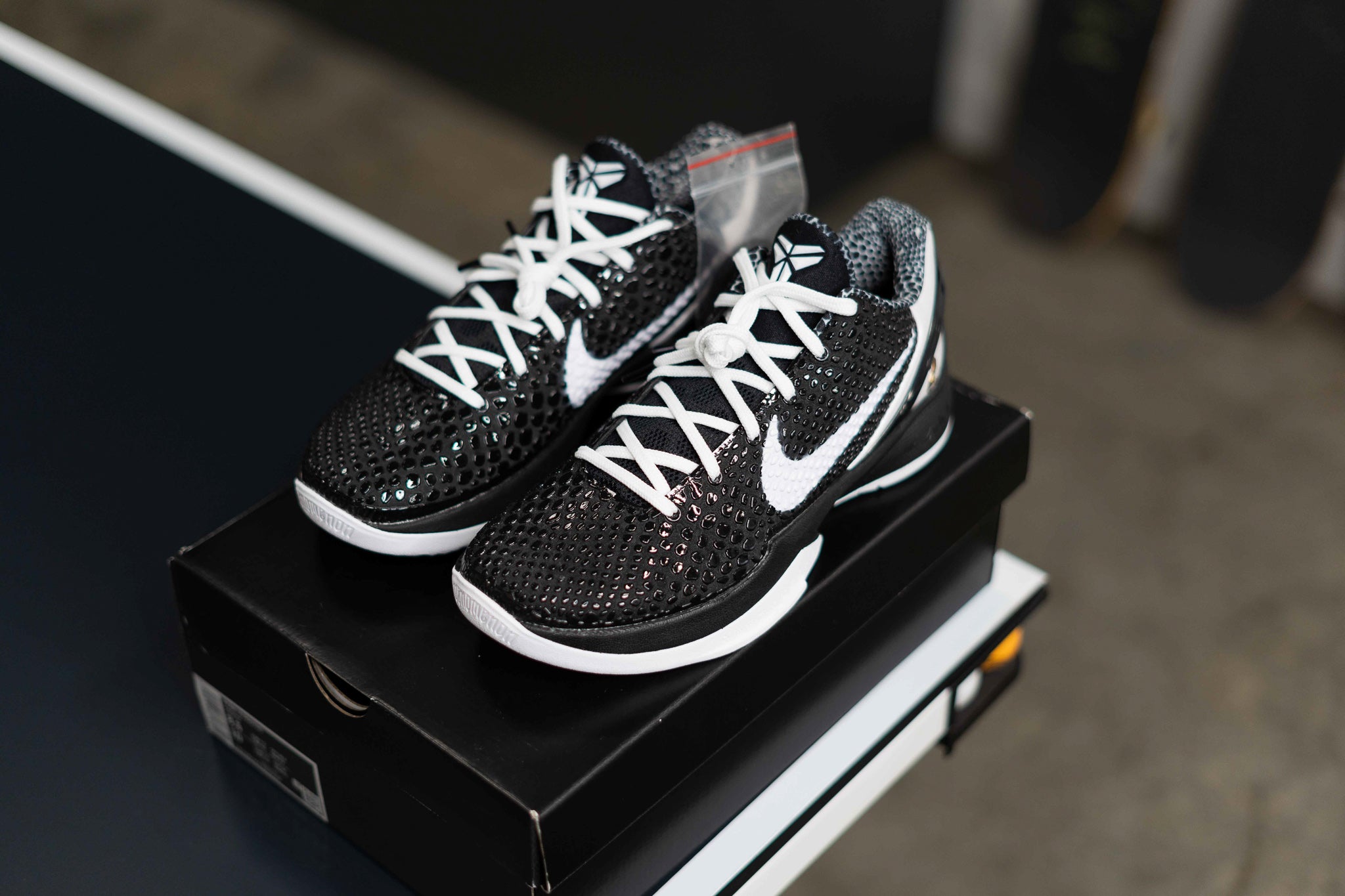 Nike Kobe 6 Protro Mambacita Sweet 16 Sz 8.5