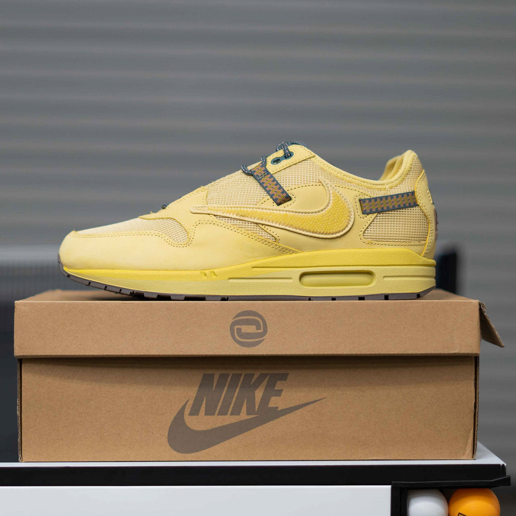 Nike Air Max 1 Travis Scott Cactus Jack Saturn Gold Sz 11.5
