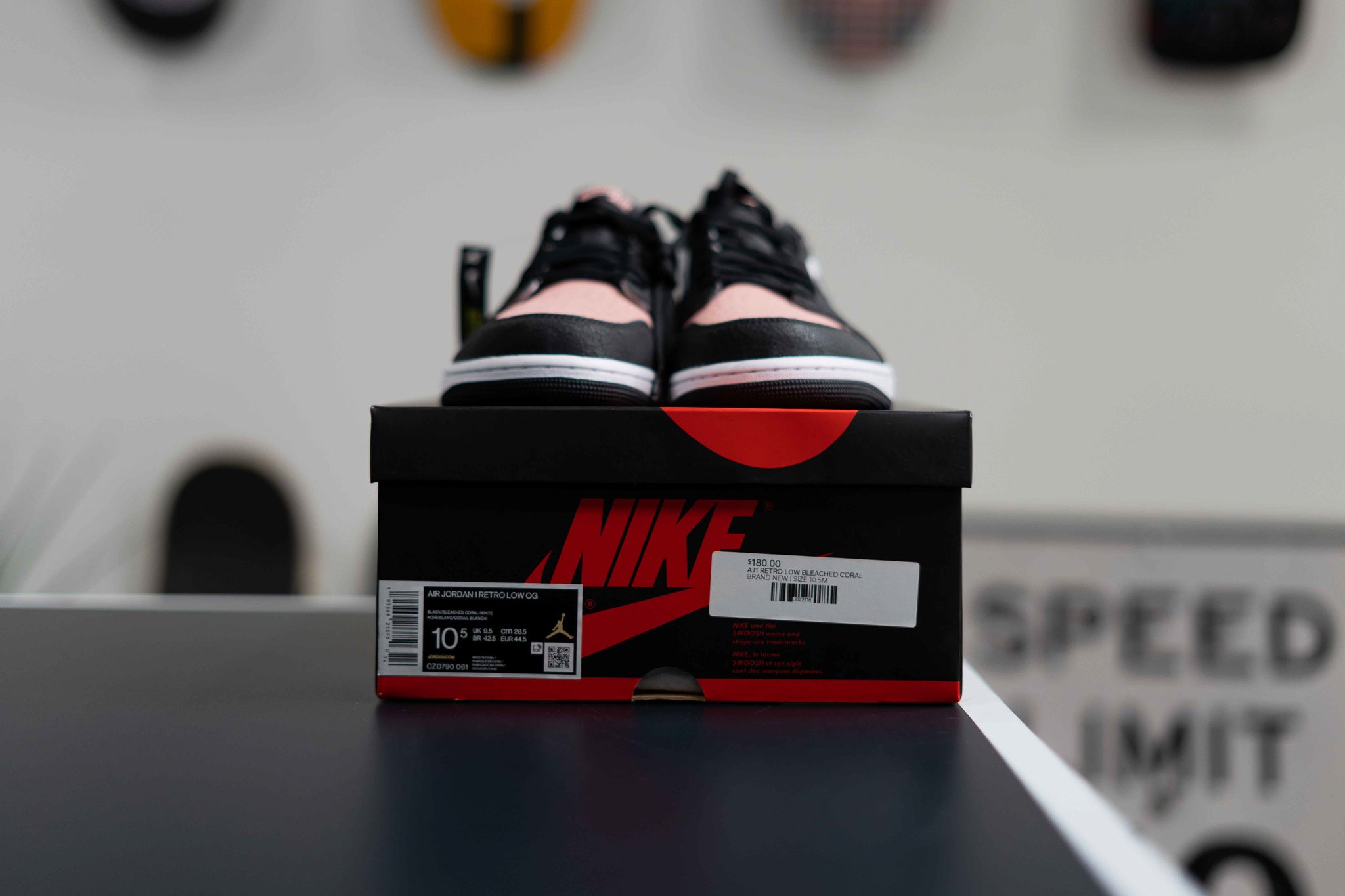 Jordan 1 Low OG Bleached Coral Sz 10.5