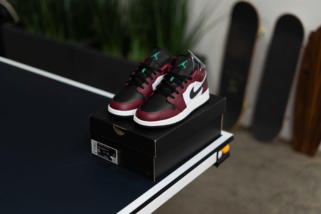 Jordan 1 Low SE Dark Beetroot Roma Green (GS) Sz 6y