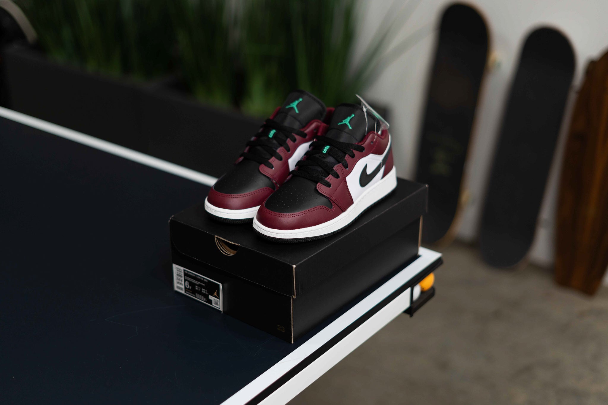 Jordan 1 Low SE Dark Beetroot Roma Green (GS) Sz 6y