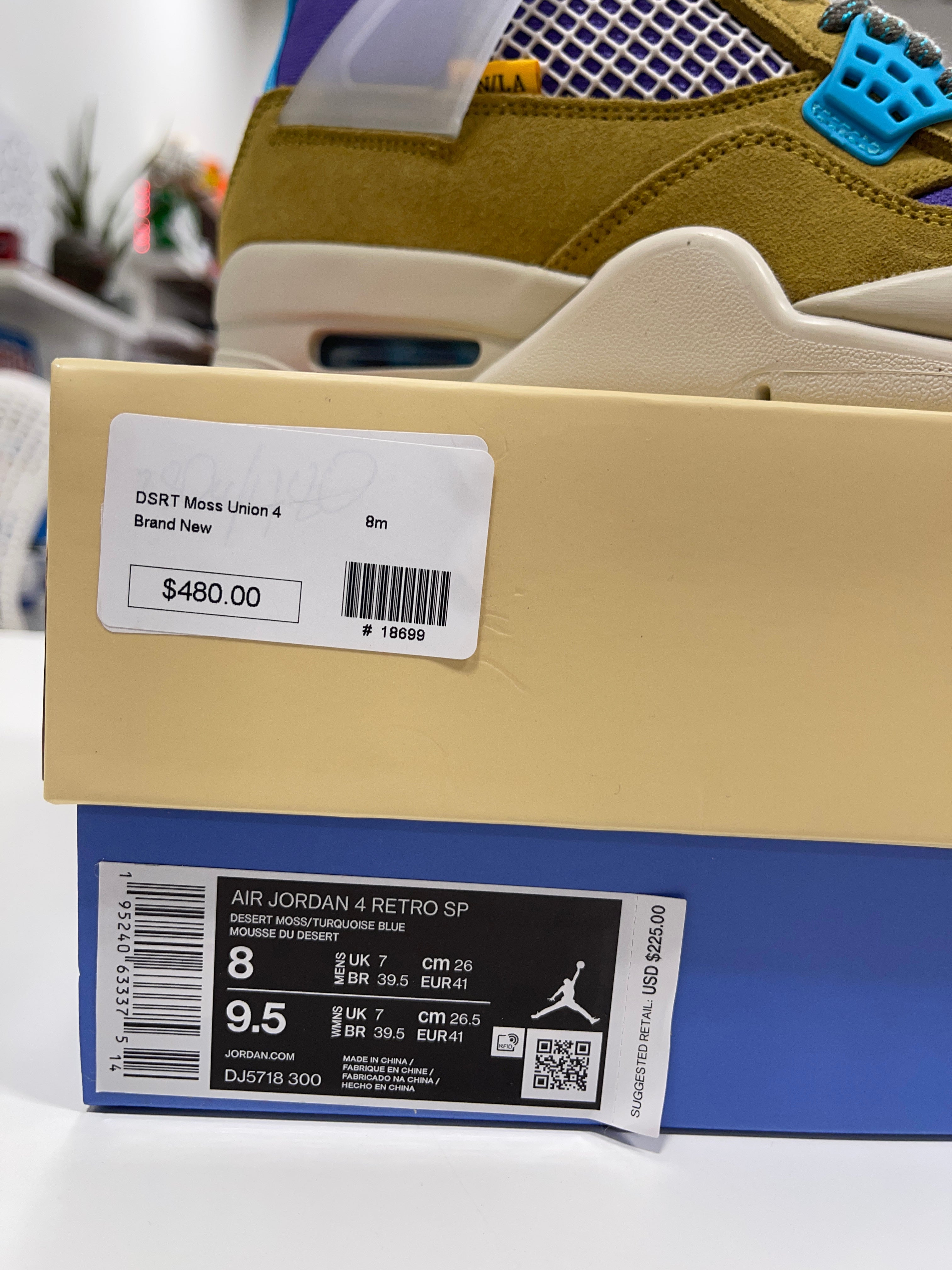 Nike x Union Jordan 4 Desert Moss Sz 8
