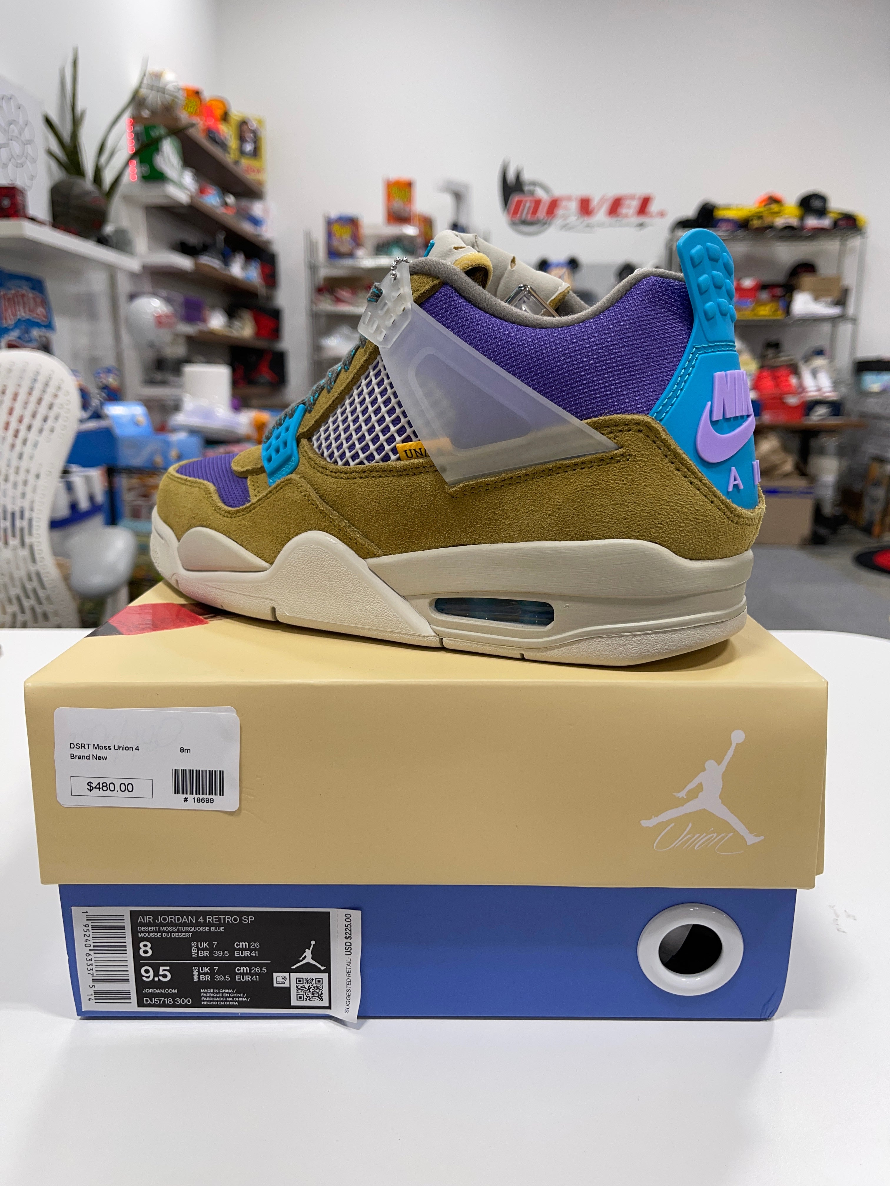 Nike x Union Jordan 4 Desert Moss Sz 8