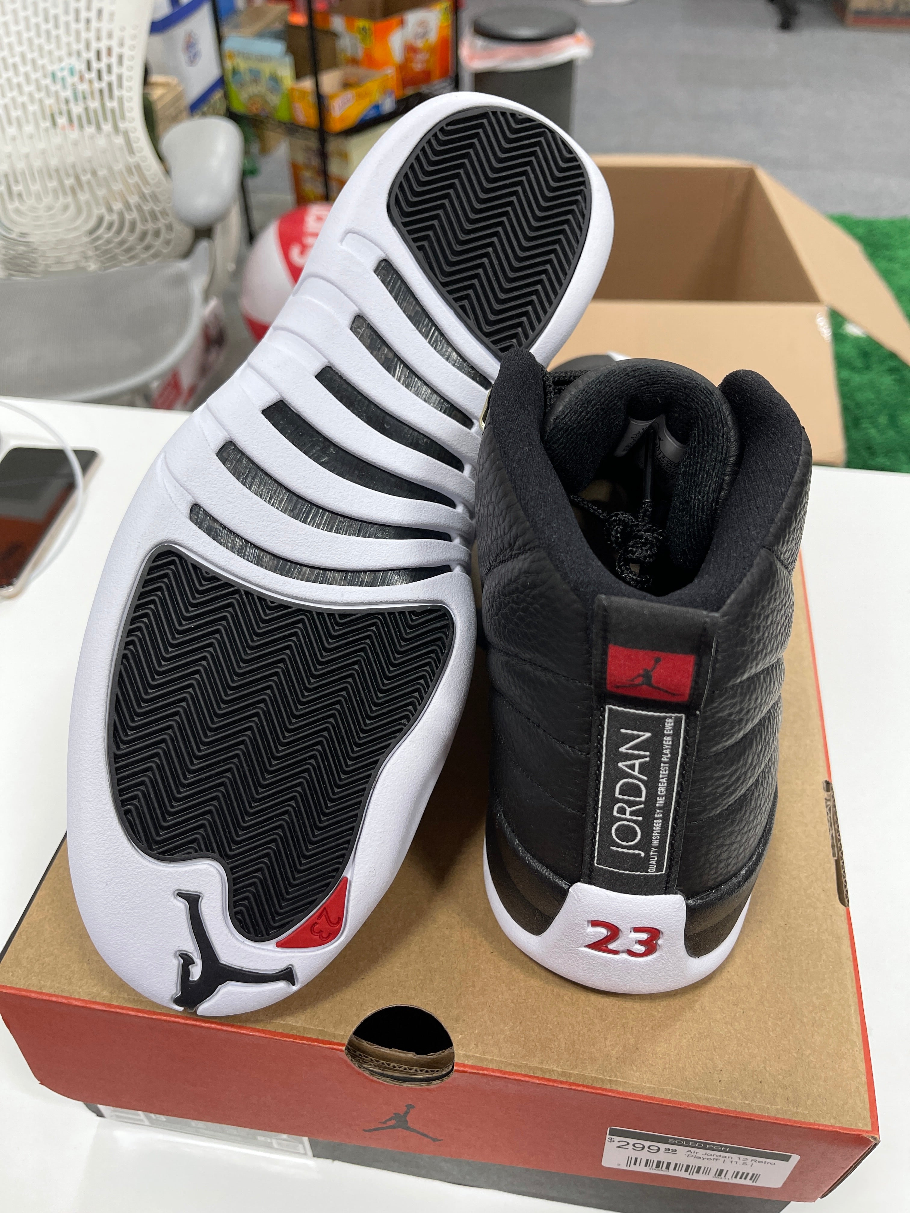 Air Jordan 12 Playoff Sz 11.5