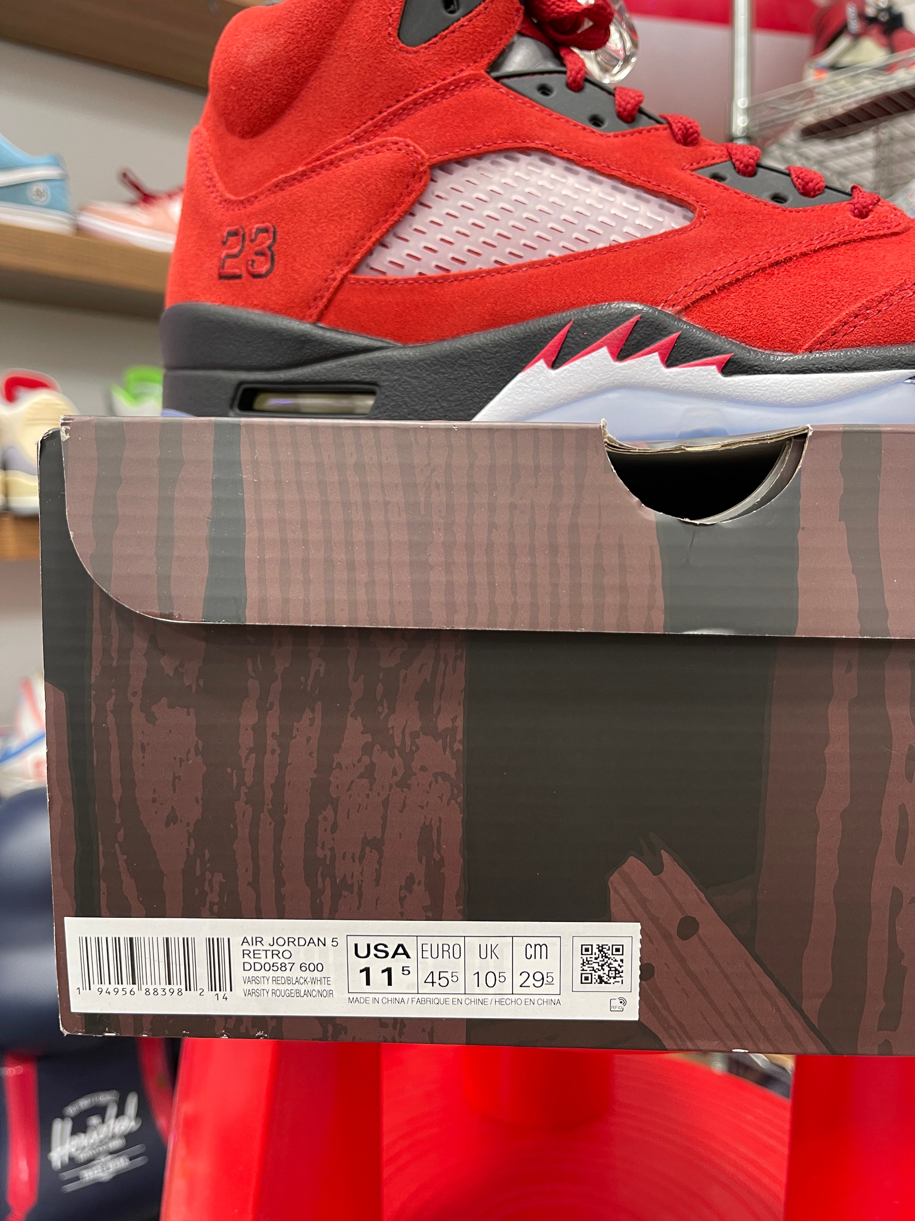 Jordan 5 Raging Bull Sz 11.5 (2021)