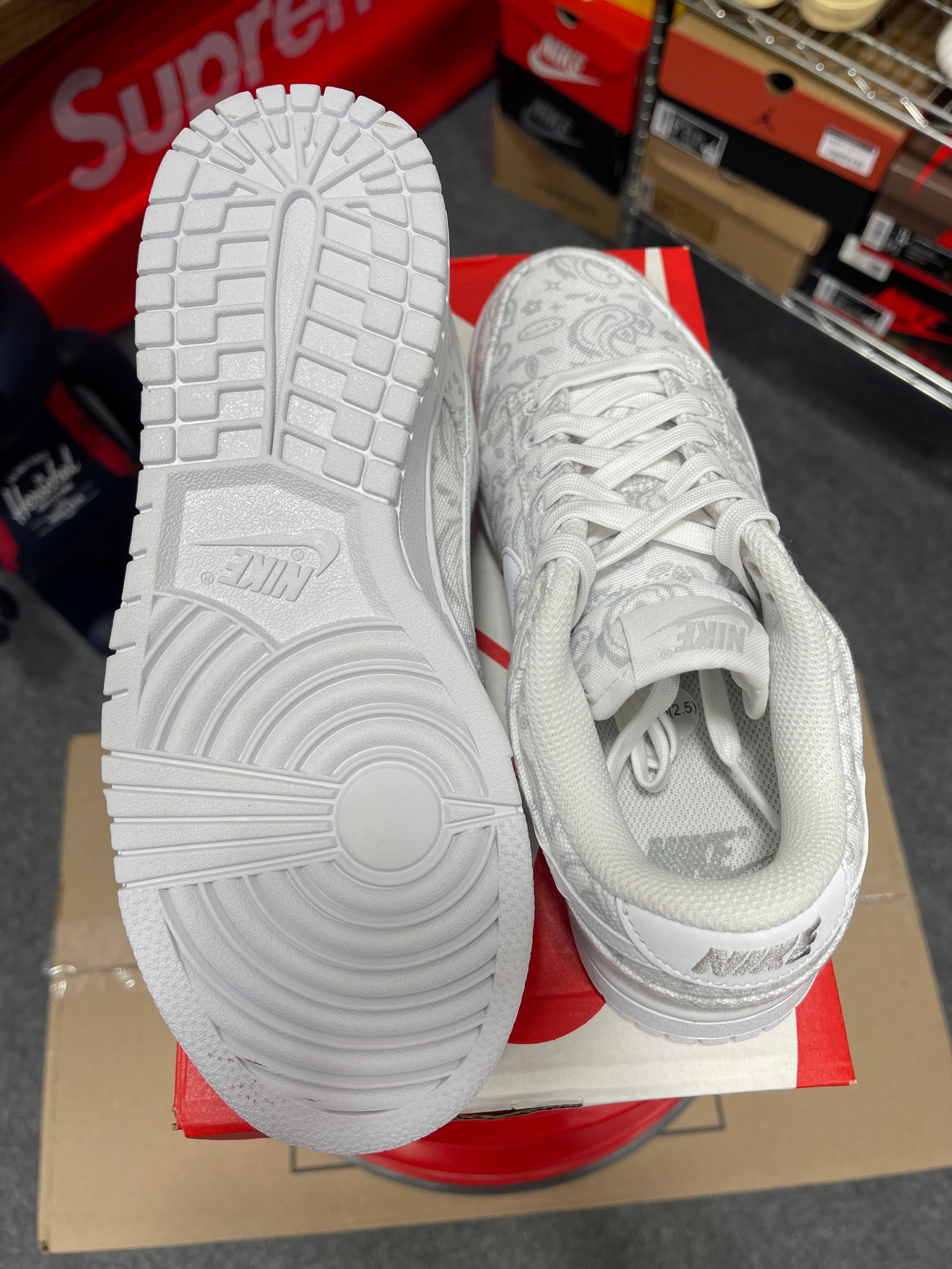 Womens Nike Dunk Low White Paisley Sz 6.5