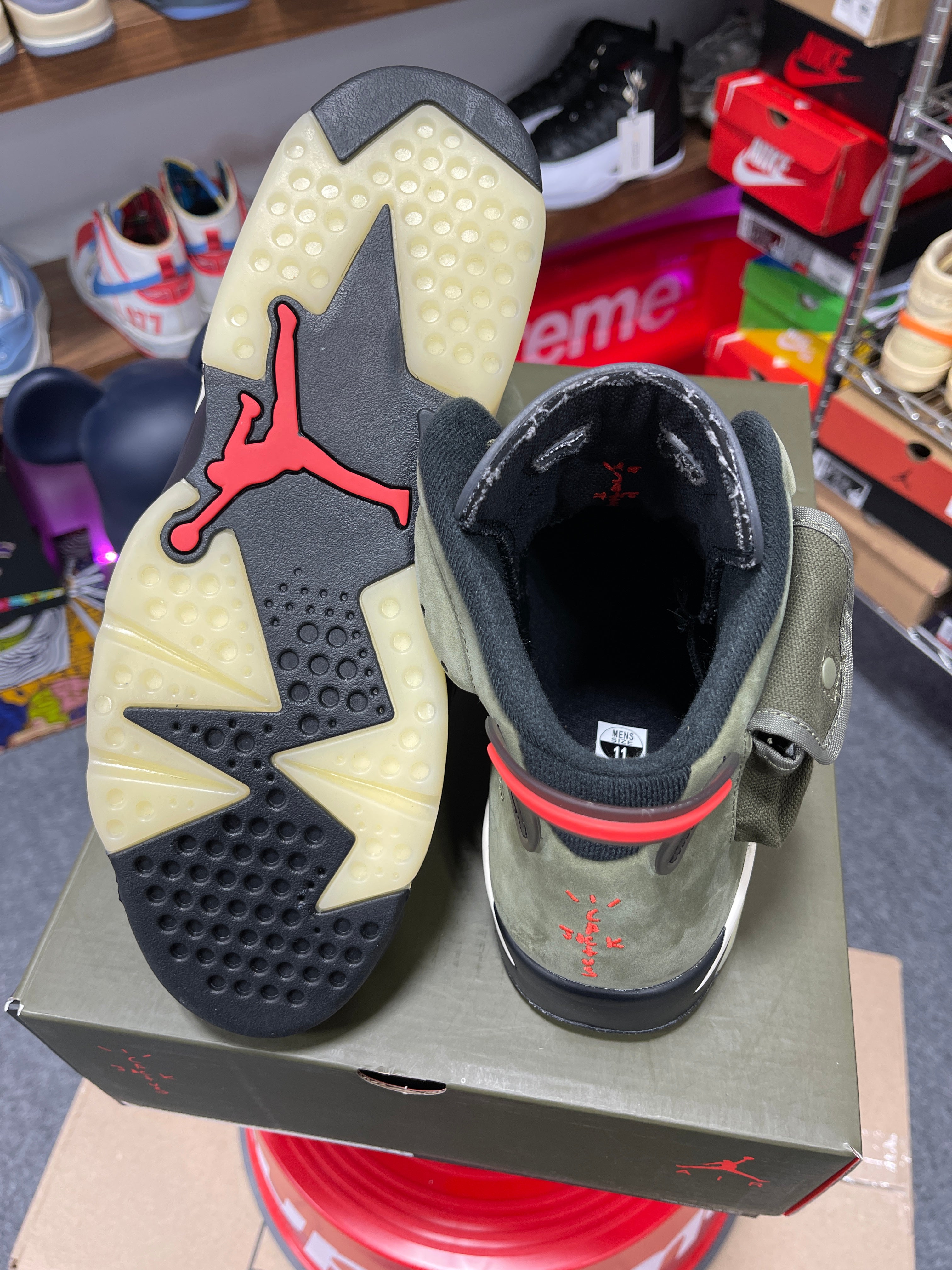 Travis Scott Jordan 6 Sz 11