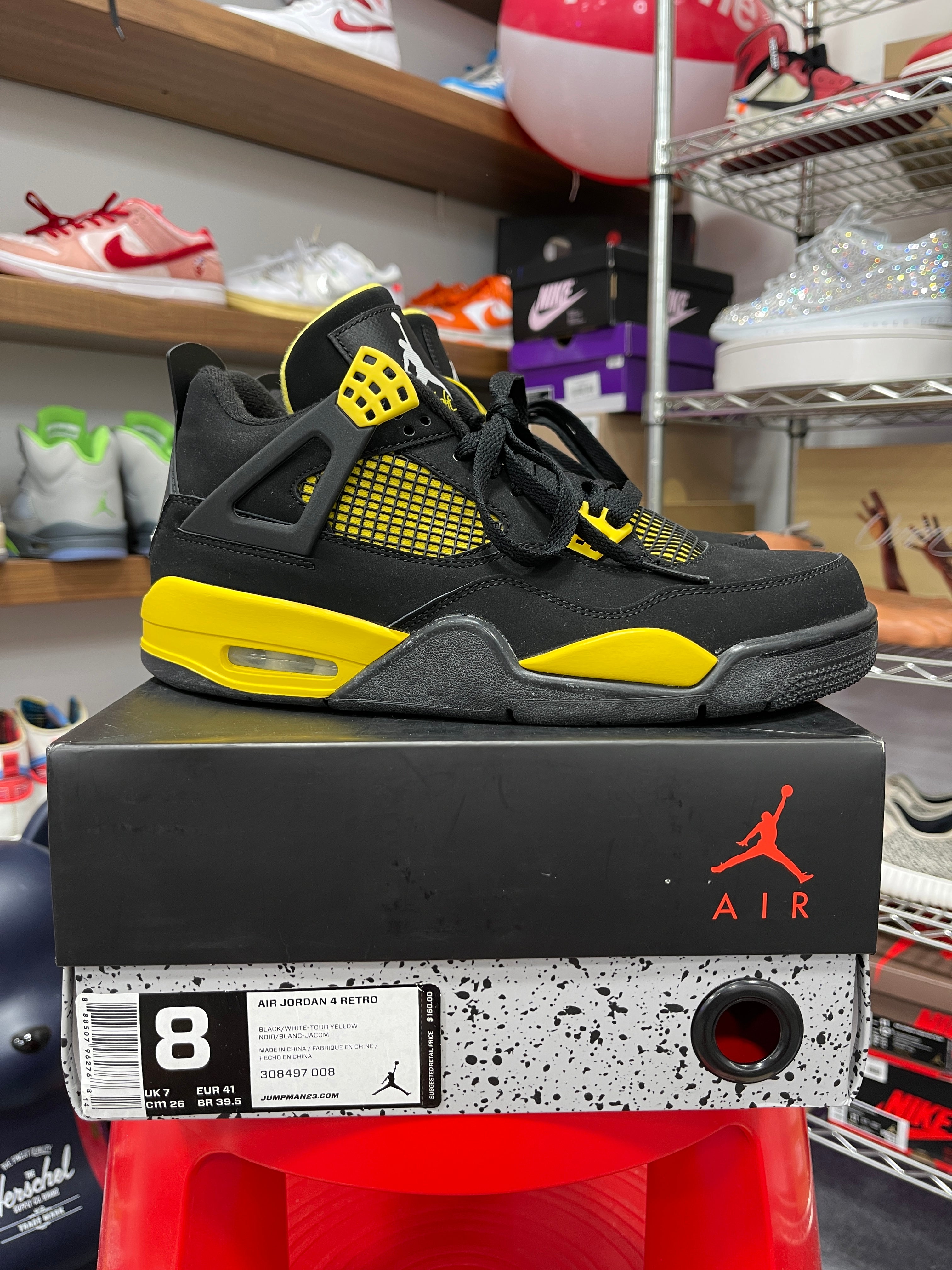 Jordan 4 Thunder Sz 8