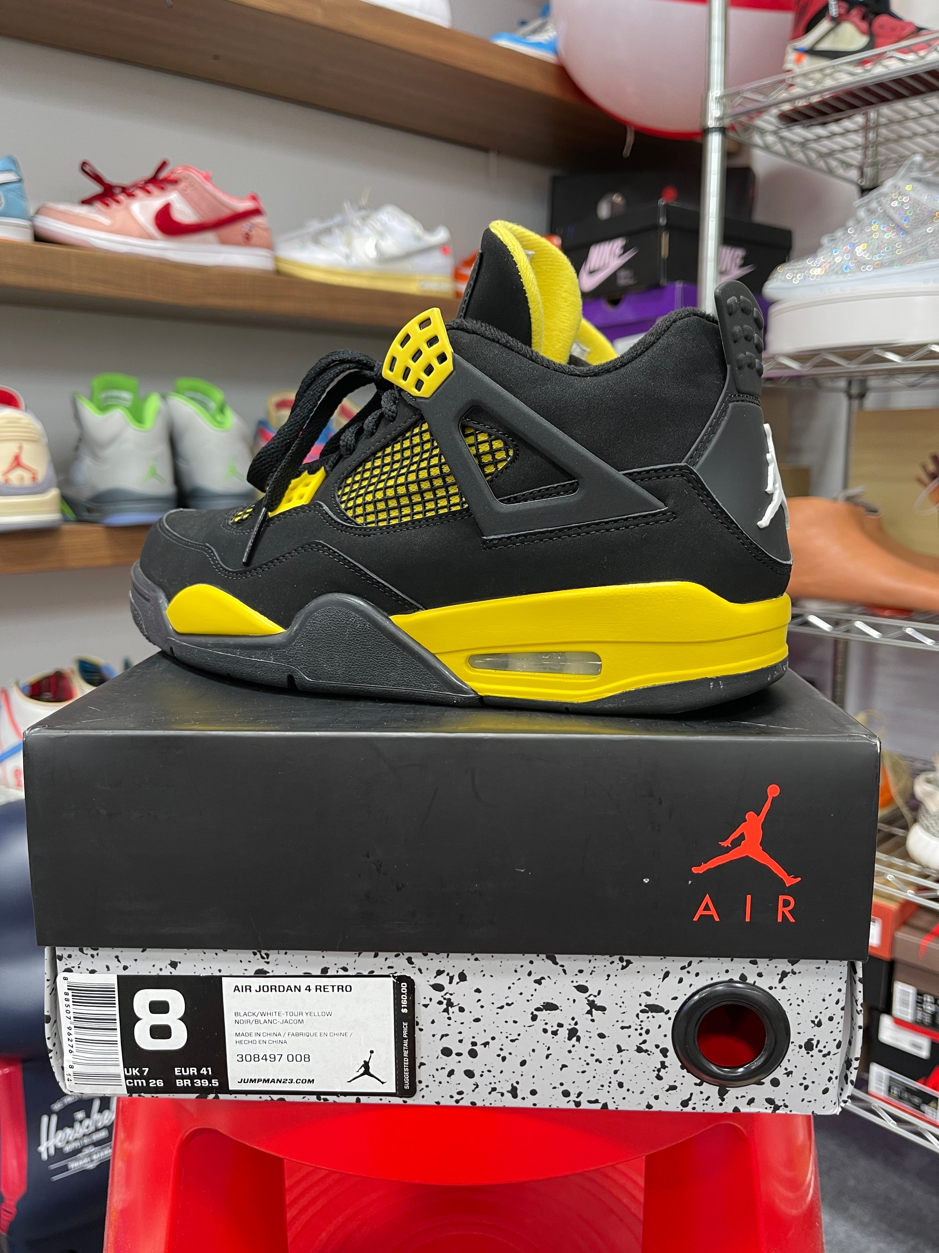 Jordan 4 Thunder Sz 8