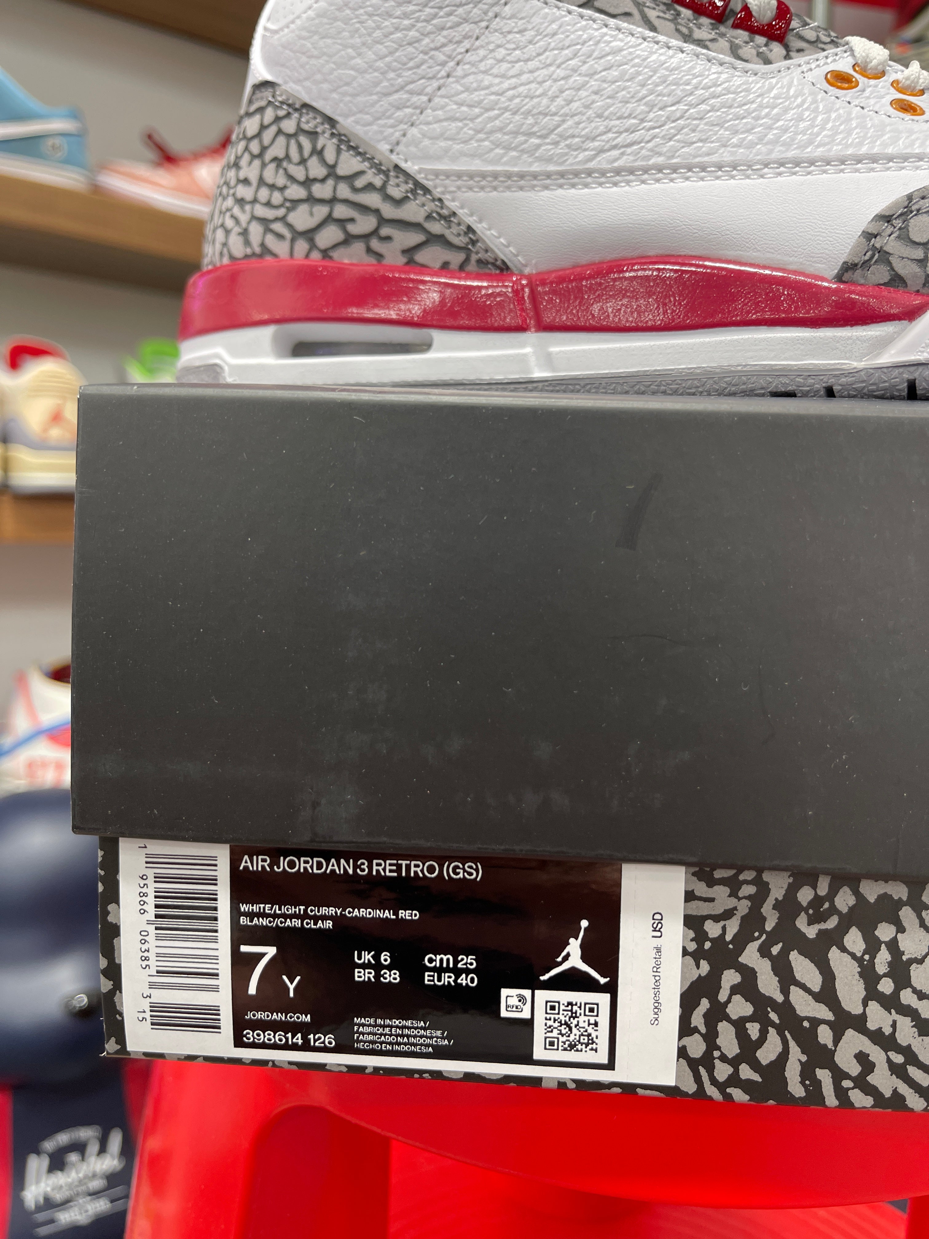 Jordan 3 Cardinal Red Sz 7y