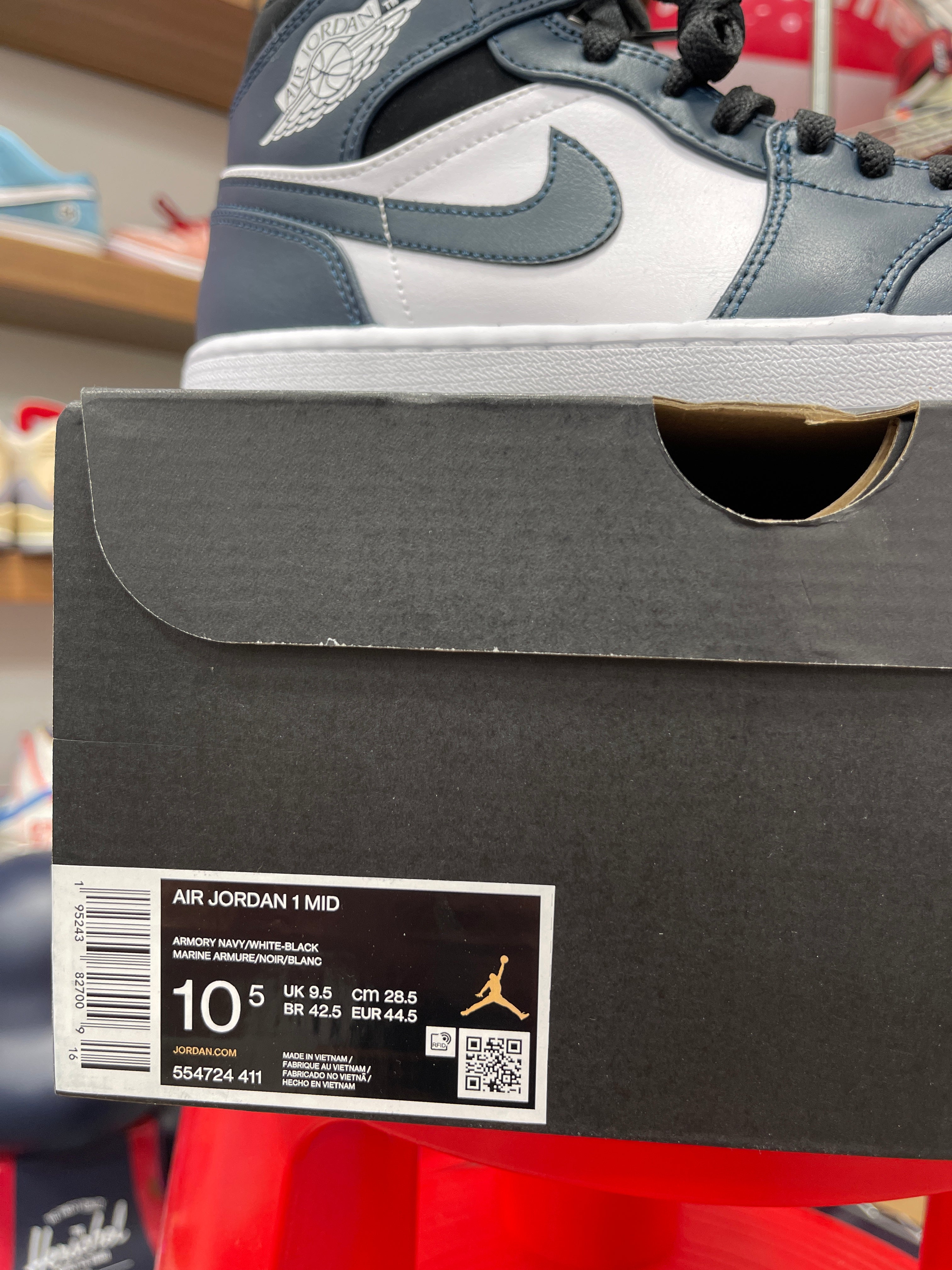 Jordan 1 Mid Armory Navy Sz 10.5