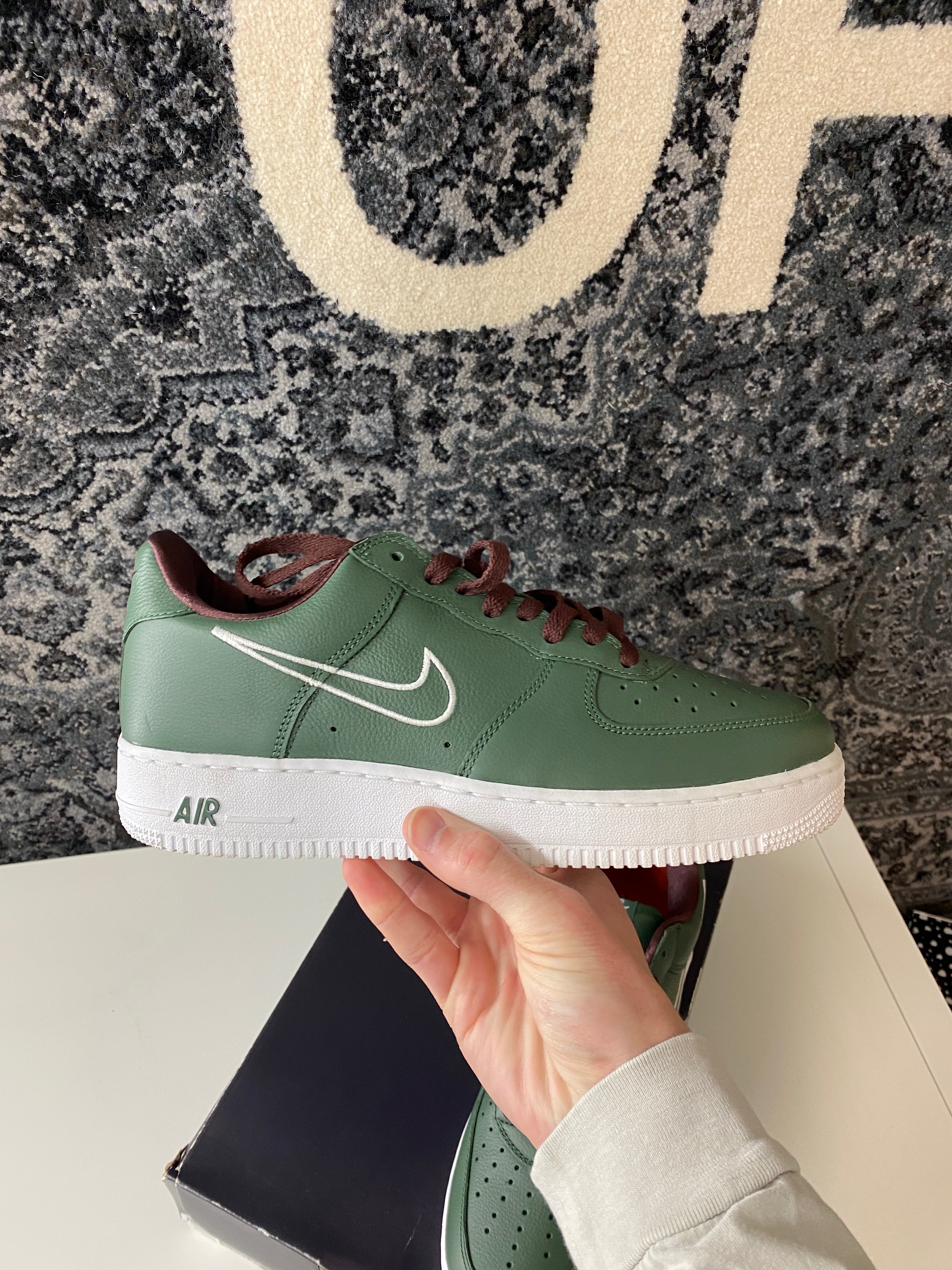 Nike Air Force 1 Low Hong Kong Sz 9