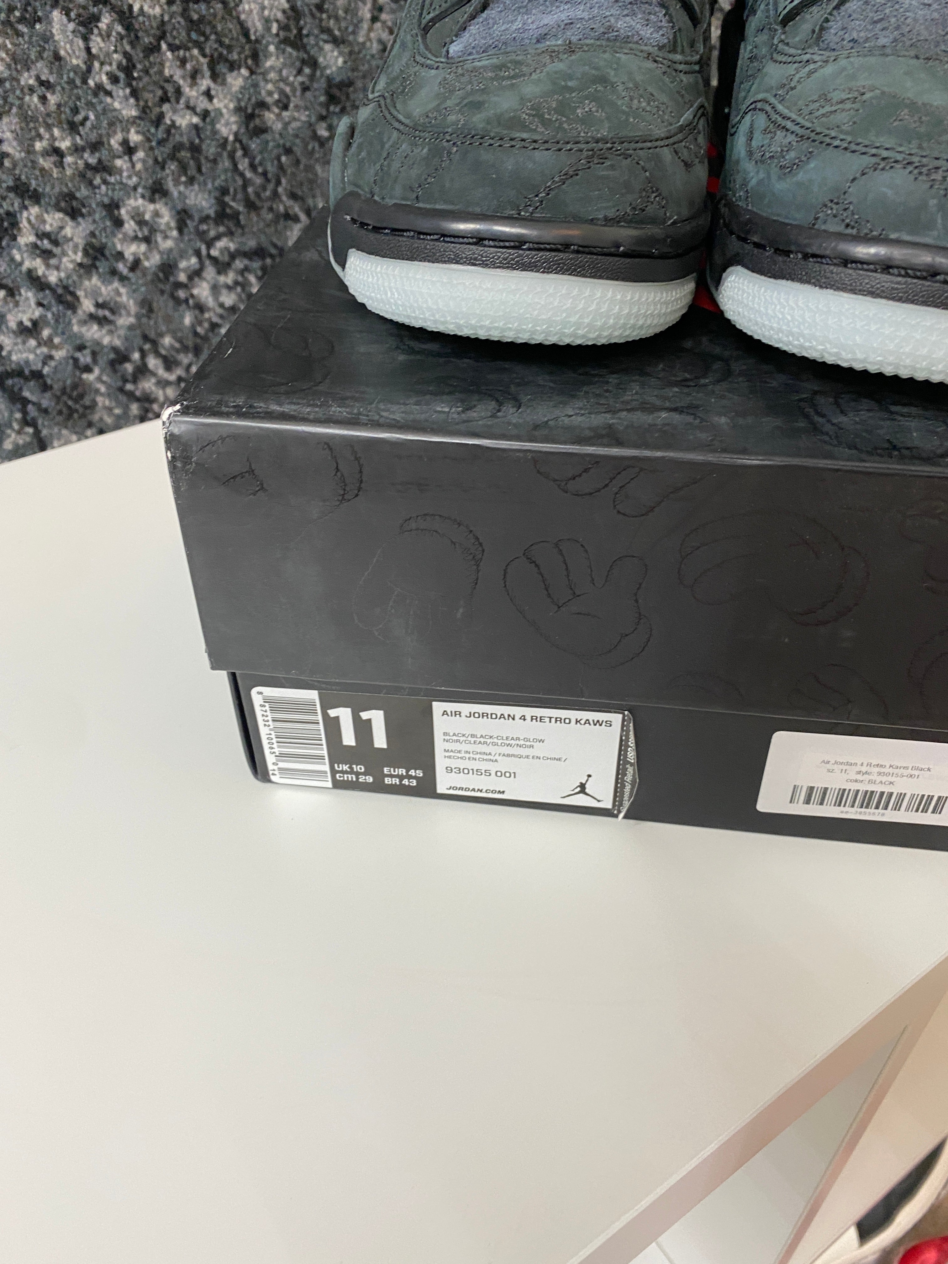 Jordan 4 Retro Kaws Black Sz 11