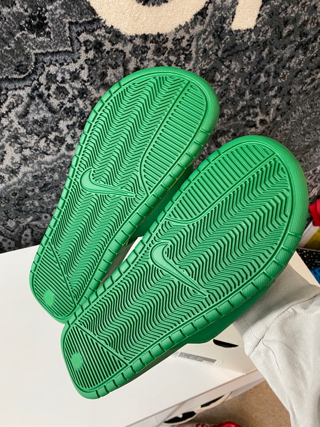 Nike Benassi Stussy Green Sz 11
