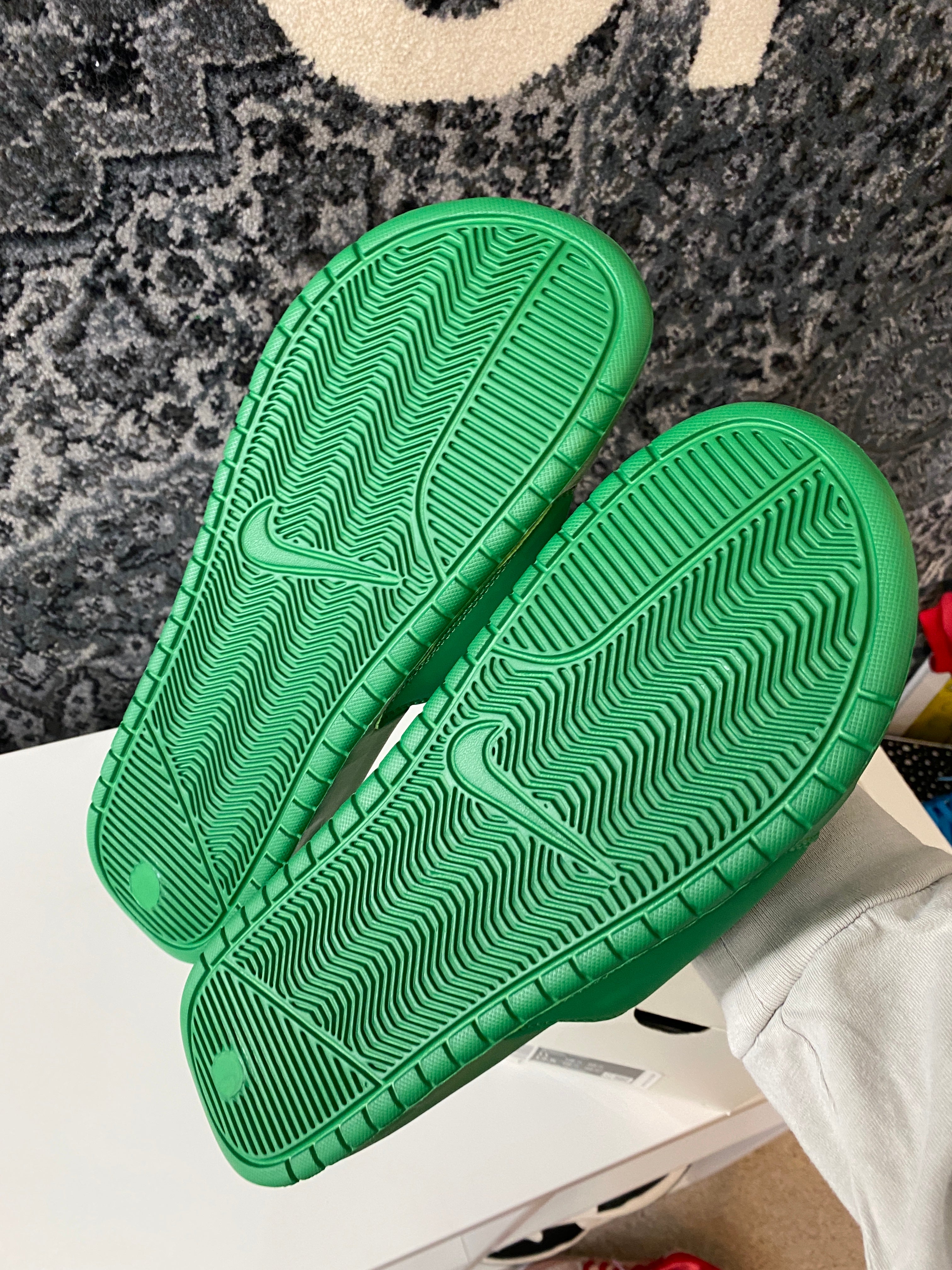 Nike Benassi Stussy Green Sz 11